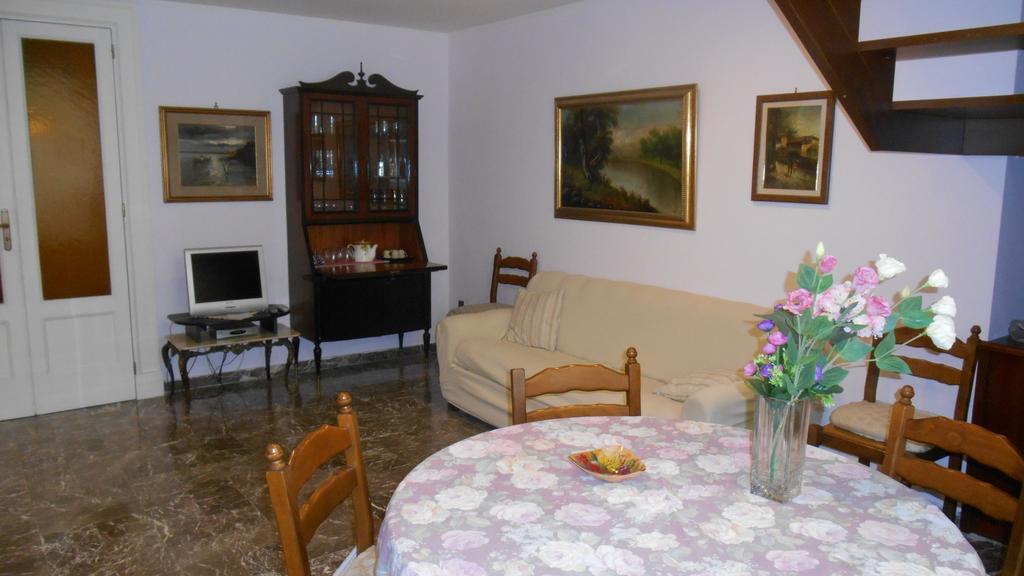 Casa Sannazzaro Apartment Napoli Ruang foto